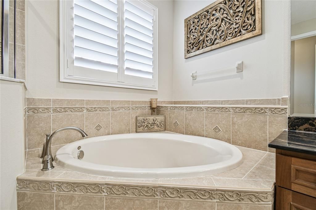 En Venta: $1,195,000 (6 camas, 4 baños, 4277 Pies cuadrados)