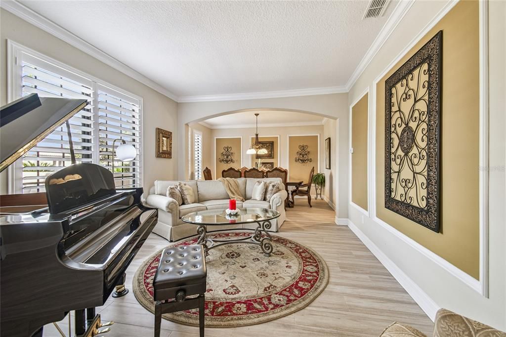 En Venta: $1,195,000 (6 camas, 4 baños, 4277 Pies cuadrados)