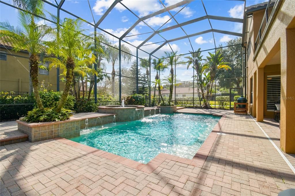 En Venta: $1,195,000 (6 camas, 4 baños, 4277 Pies cuadrados)