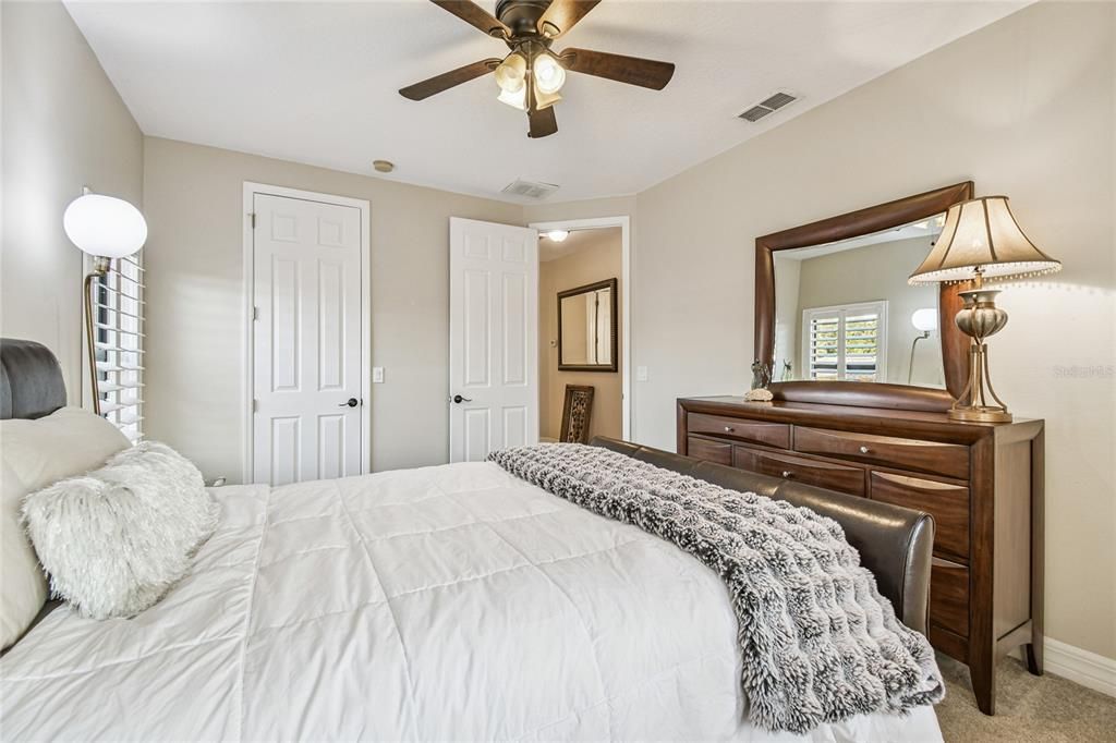 En Venta: $1,195,000 (6 camas, 4 baños, 4277 Pies cuadrados)