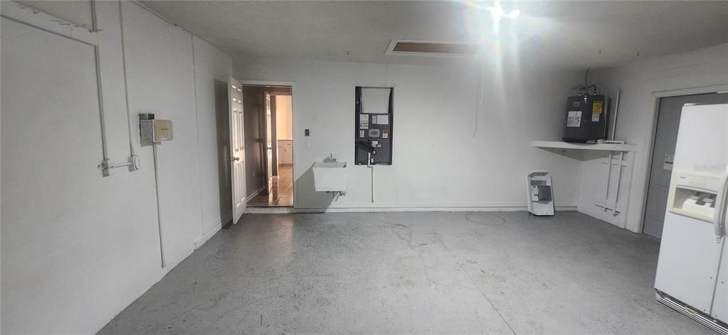 待售: $330,000 (3 贝兹, 2 浴室, 1664 平方英尺)