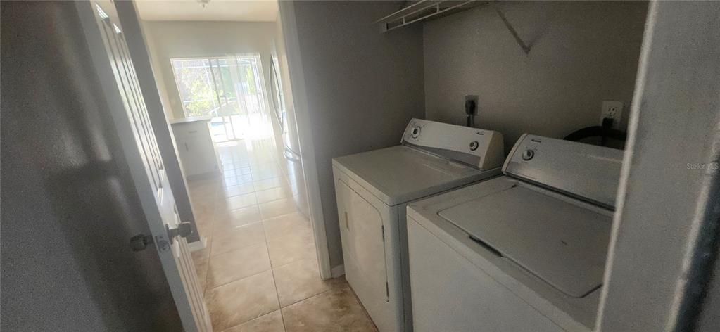 待售: $330,000 (3 贝兹, 2 浴室, 1664 平方英尺)