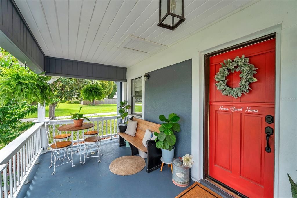 For Rent: $2,450 (3 beds, 2 baths, 1995 Square Feet)