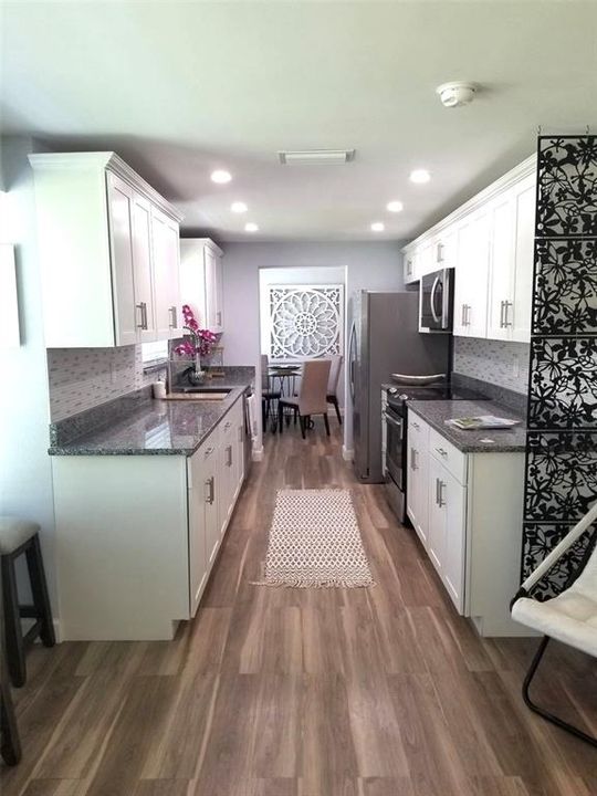 For Rent: $2,900 (3 beds, 2 baths, 1102 Square Feet)