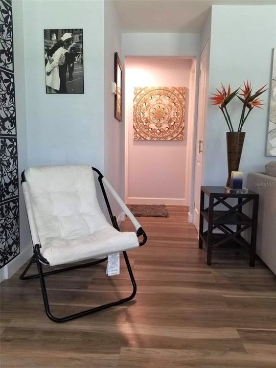 For Rent: $2,900 (3 beds, 2 baths, 1102 Square Feet)