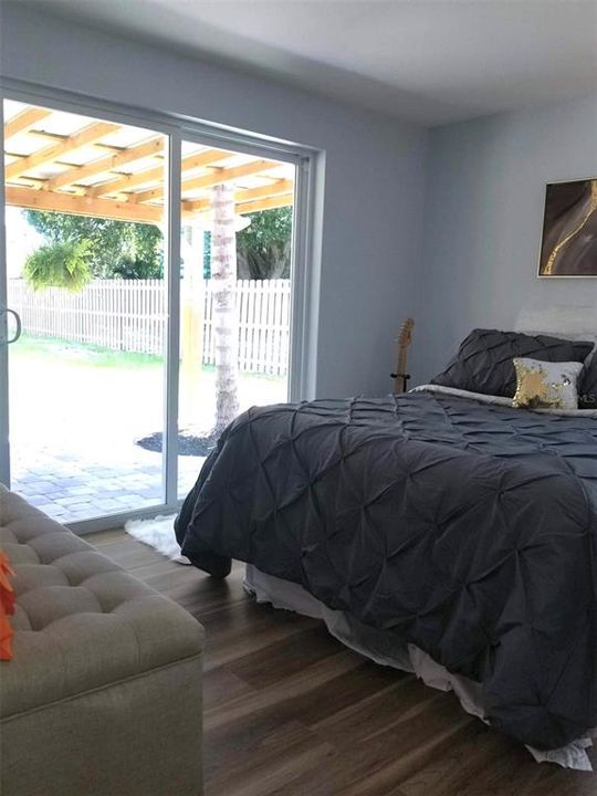 For Rent: $2,900 (3 beds, 2 baths, 1102 Square Feet)