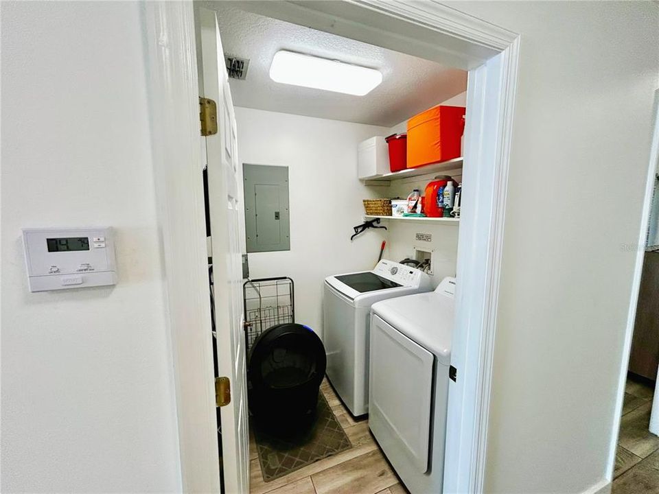 В аренду: $3,000 (3 спален, 2 ванн, 1810 Квадратных фут)