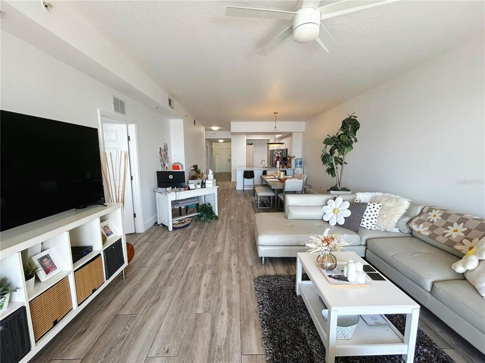 В аренду: $3,000 (3 спален, 2 ванн, 1810 Квадратных фут)