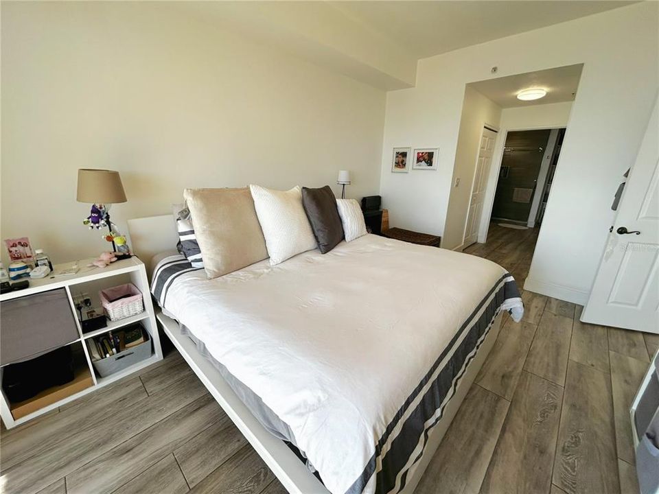 В аренду: $3,000 (3 спален, 2 ванн, 1810 Квадратных фут)