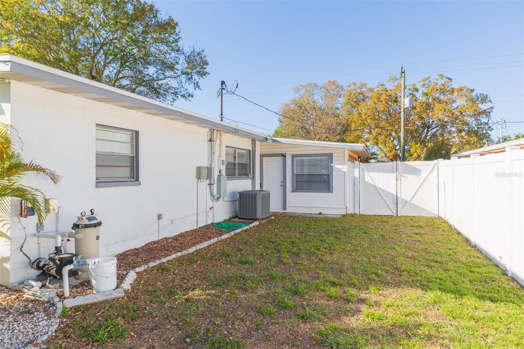 For Rent: $3,600 (2 beds, 2 baths, 1692 Square Feet)