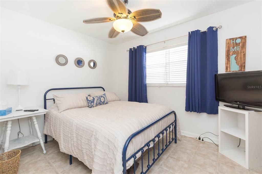 For Rent: $3,600 (2 beds, 2 baths, 1692 Square Feet)