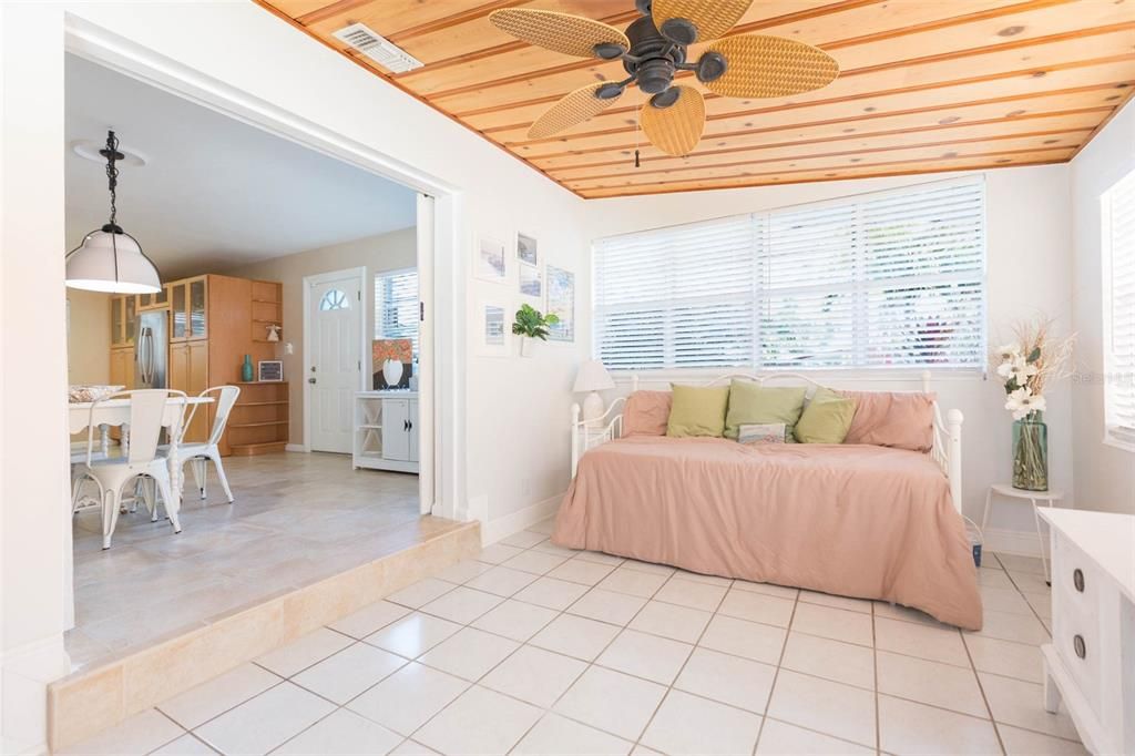 For Rent: $3,600 (2 beds, 2 baths, 1692 Square Feet)