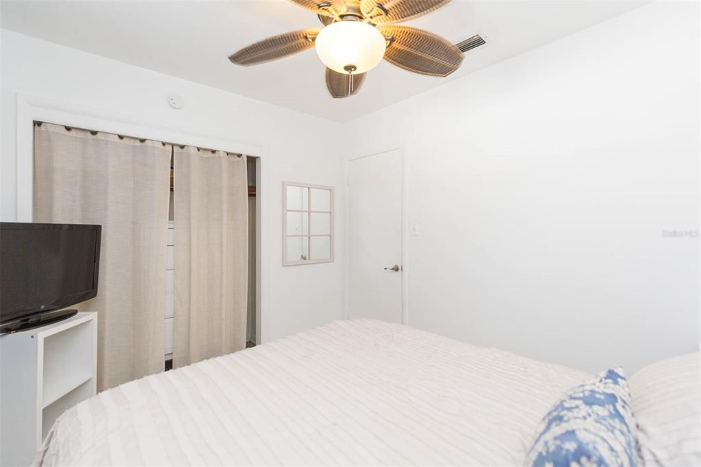 For Rent: $3,600 (2 beds, 2 baths, 1692 Square Feet)