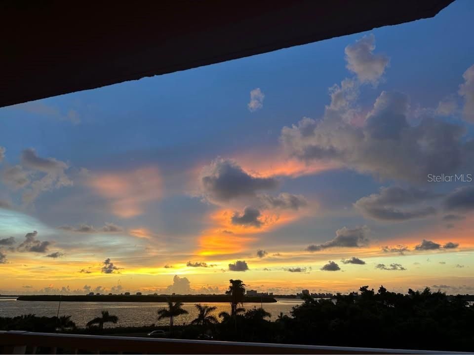 出租: $2,850 (2 贝兹, 2 浴室, 1140 平方英尺)