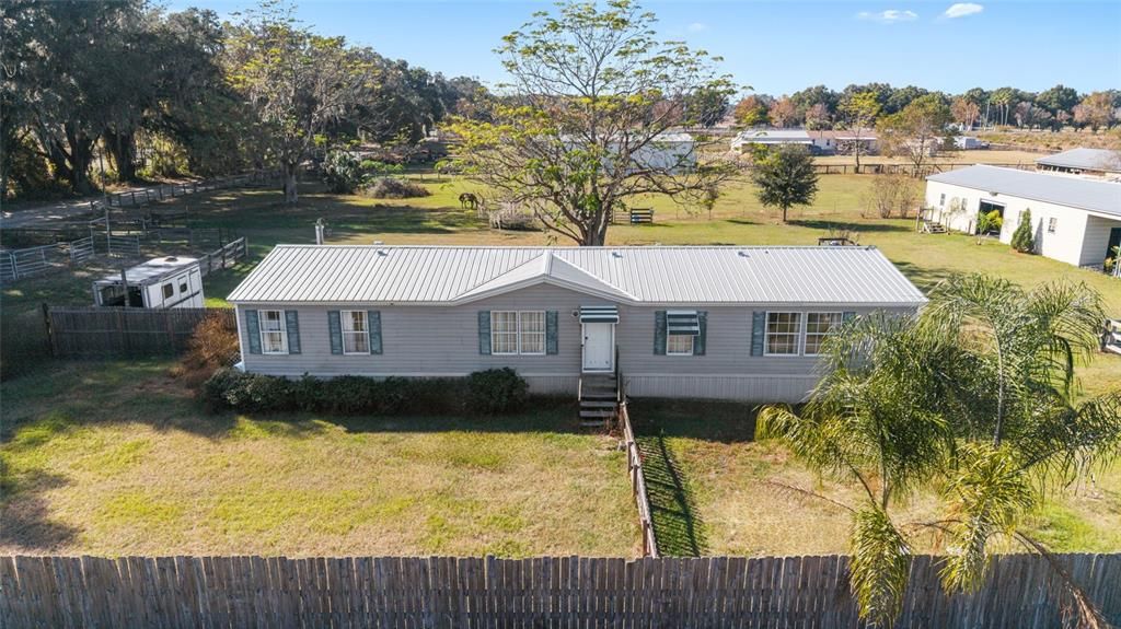 For Sale: $349,900 (3 beds, 2 baths, 1670 Square Feet)