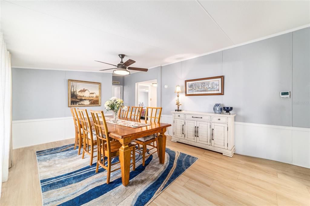 For Sale: $349,900 (3 beds, 2 baths, 1670 Square Feet)