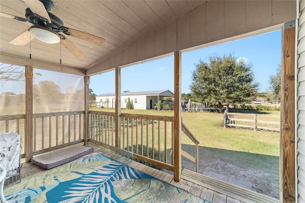 For Sale: $349,900 (3 beds, 2 baths, 1670 Square Feet)