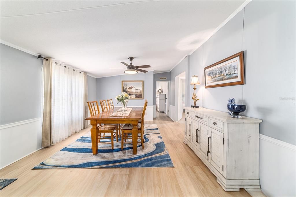 For Sale: $349,900 (3 beds, 2 baths, 1670 Square Feet)