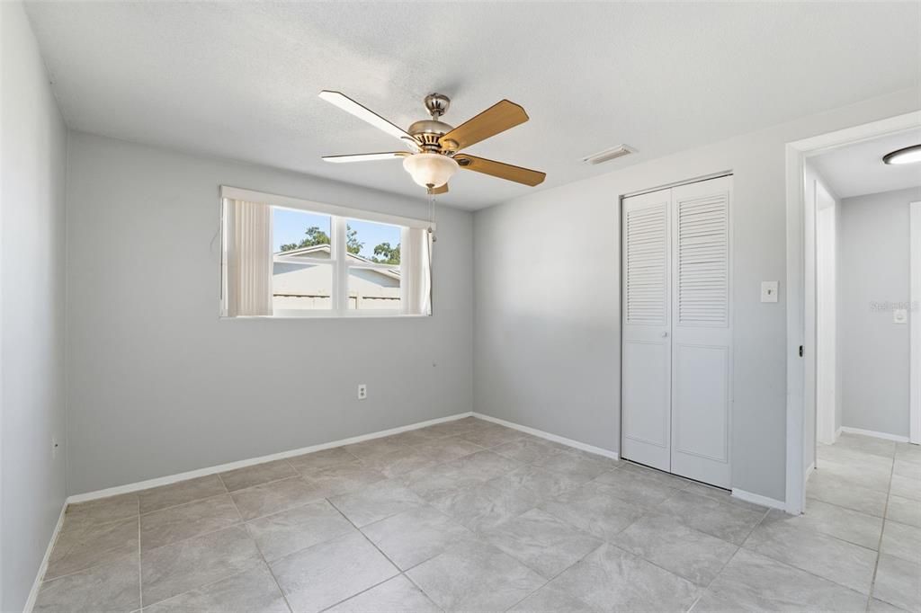 For Sale: $205,000 (2 beds, 2 baths, 1096 Square Feet)