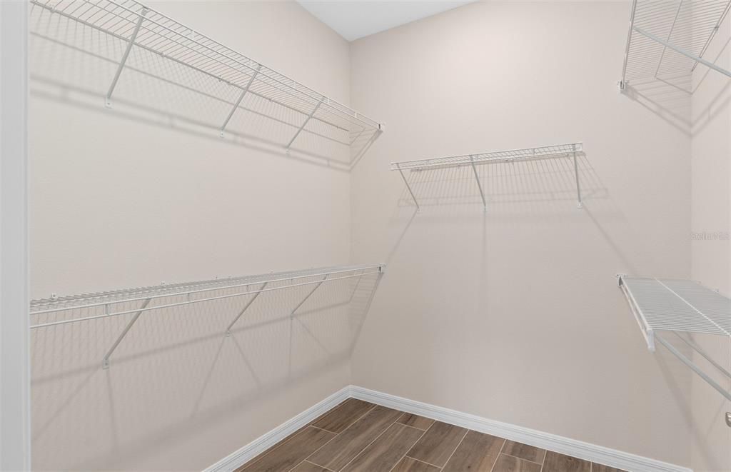 待售: $454,050 (2 贝兹, 2 浴室, 1405 平方英尺)