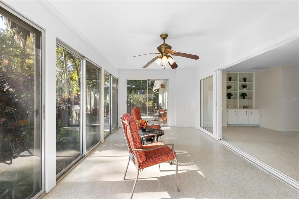 待售: $450,000 (2 贝兹, 2 浴室, 1589 平方英尺)