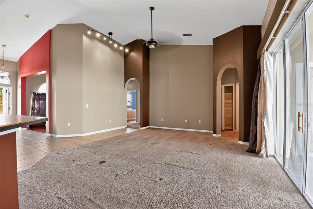 For Sale: $369,000 (4 beds, 3 baths, 2397 Square Feet)