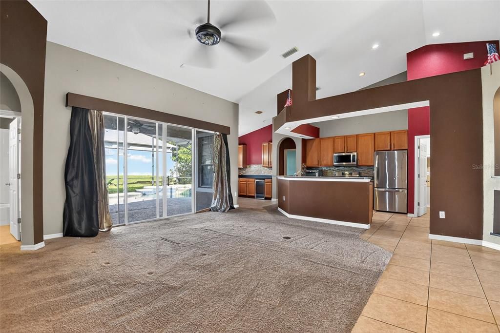 For Sale: $369,000 (4 beds, 3 baths, 2397 Square Feet)