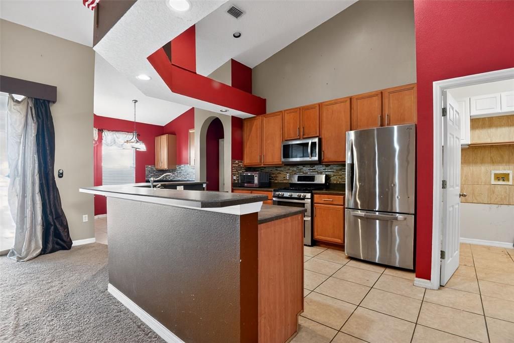 For Sale: $369,000 (4 beds, 3 baths, 2397 Square Feet)