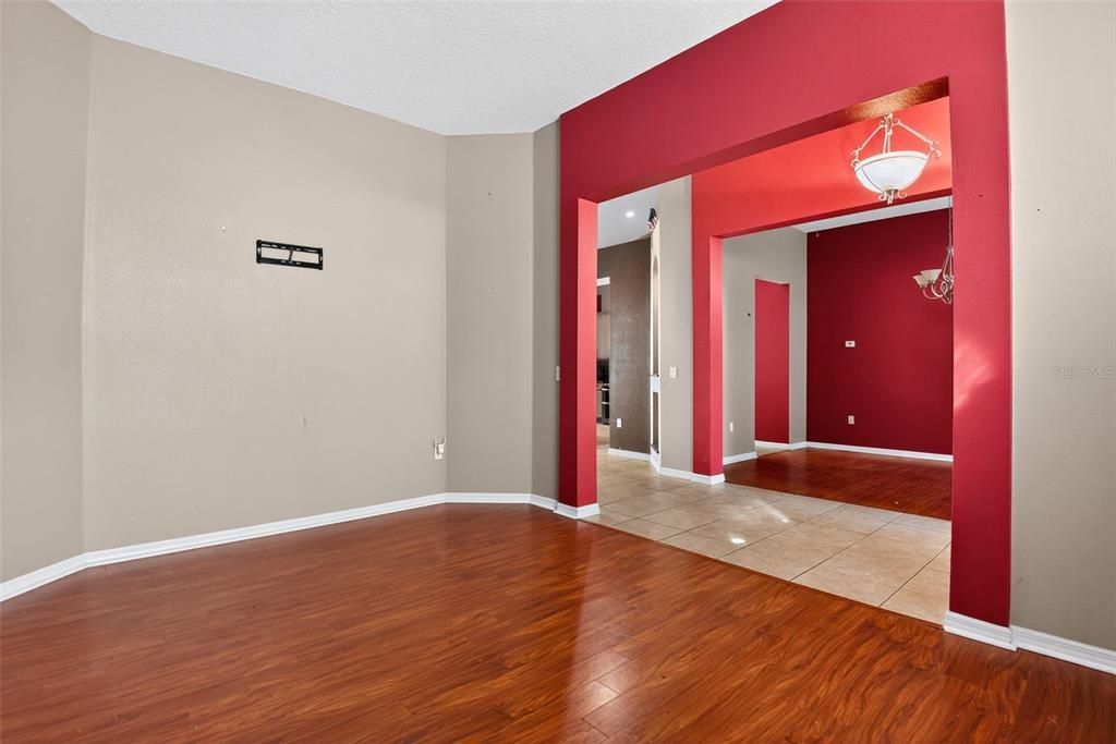 For Sale: $369,000 (4 beds, 3 baths, 2397 Square Feet)