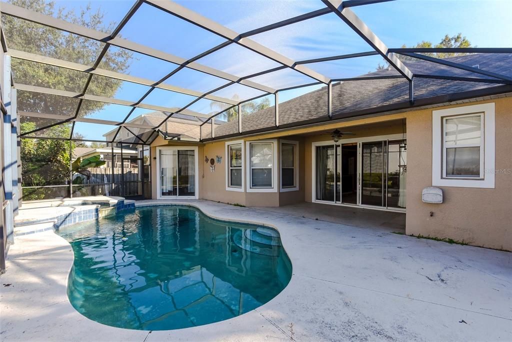 For Sale: $369,000 (4 beds, 3 baths, 2397 Square Feet)