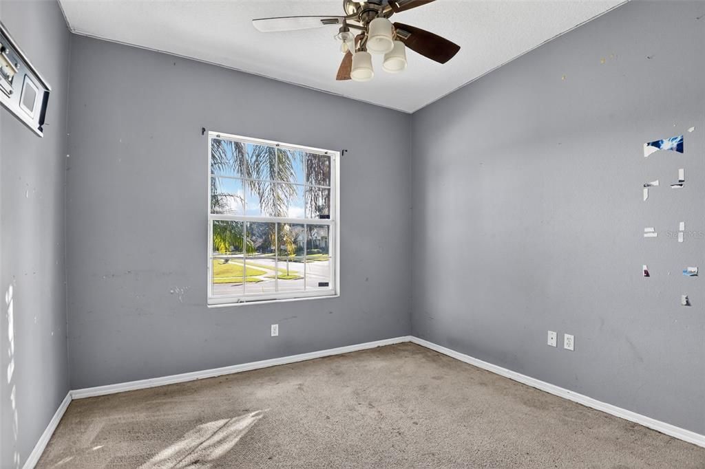 For Sale: $369,000 (4 beds, 3 baths, 2397 Square Feet)