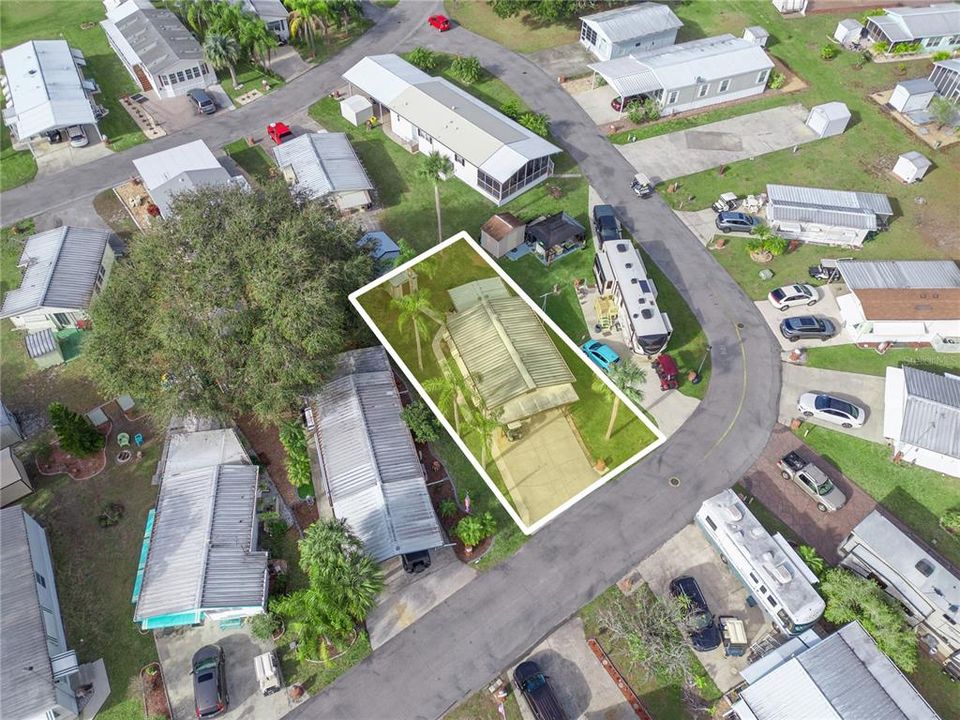 待售: $125,000 (2 贝兹, 1 浴室, 744 平方英尺)