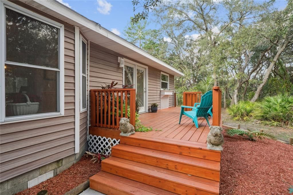 En Venta: $569,900 (3 camas, 2 baños, 1948 Pies cuadrados)