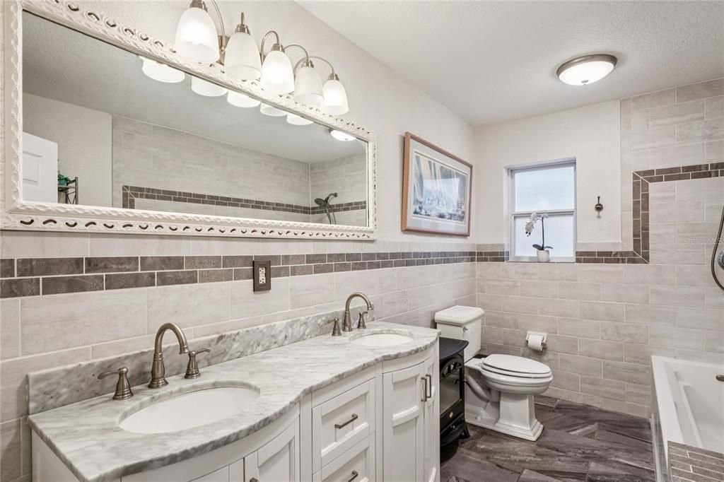 En Venta: $569,900 (3 camas, 2 baños, 1948 Pies cuadrados)