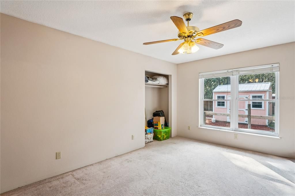 En Venta: $569,900 (3 camas, 2 baños, 1948 Pies cuadrados)