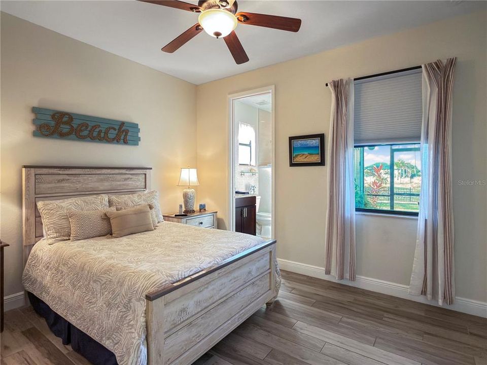 Activo con contrato: $720,000 (3 camas, 3 baños, 2177 Pies cuadrados)