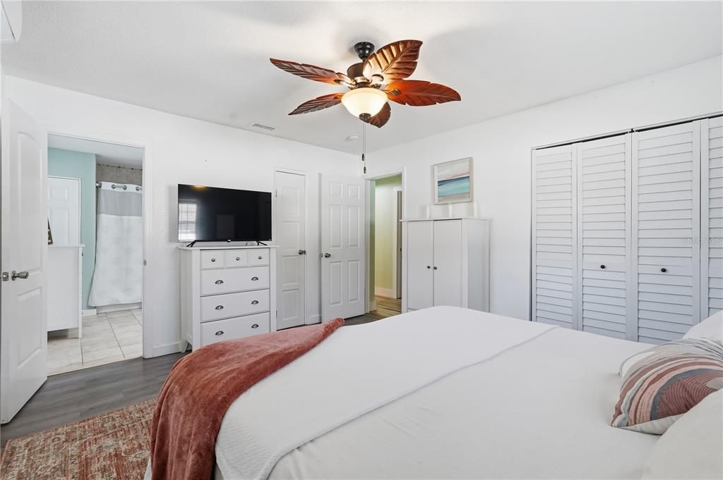 Activo con contrato: $530,000 (4 camas, 3 baños, 1836 Pies cuadrados)