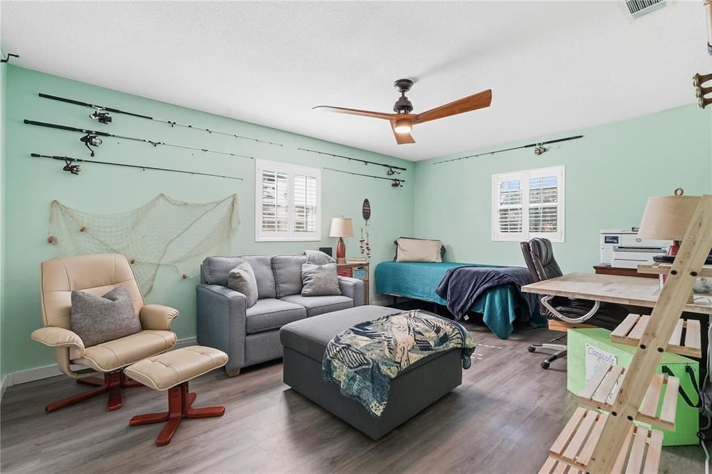 Activo con contrato: $530,000 (4 camas, 3 baños, 1836 Pies cuadrados)