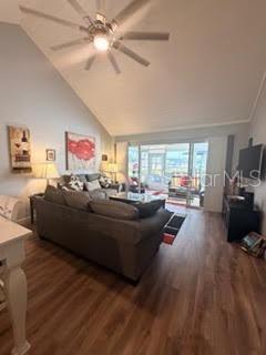 En Venta: $235,000 (2 camas, 2 baños, 980 Pies cuadrados)