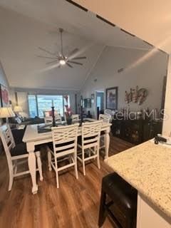 En Venta: $235,000 (2 camas, 2 baños, 980 Pies cuadrados)