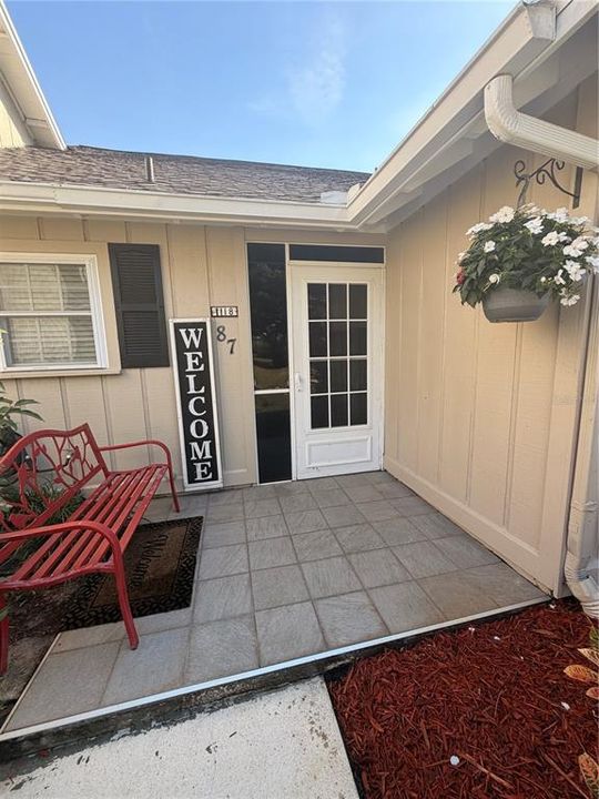 На продажу: $235,000 (2 спален, 2 ванн, 980 Квадратных фут)