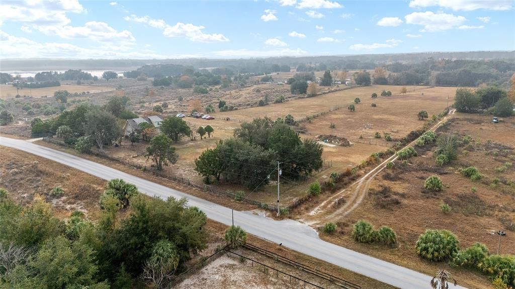 На продажу: $599,900 (3 спален, 2 ванн, 1360 Квадратных фут)