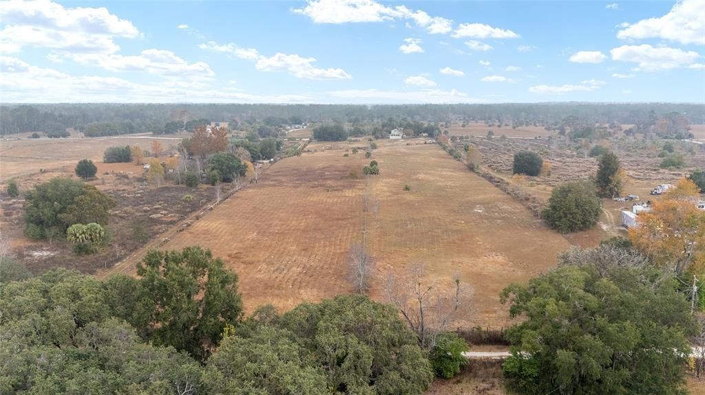 На продажу: $599,900 (3 спален, 2 ванн, 1360 Квадратных фут)