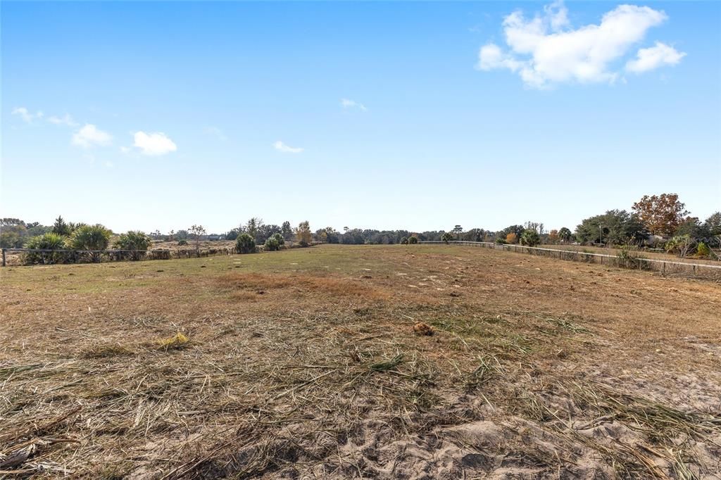 На продажу: $599,900 (3 спален, 2 ванн, 1360 Квадратных фут)