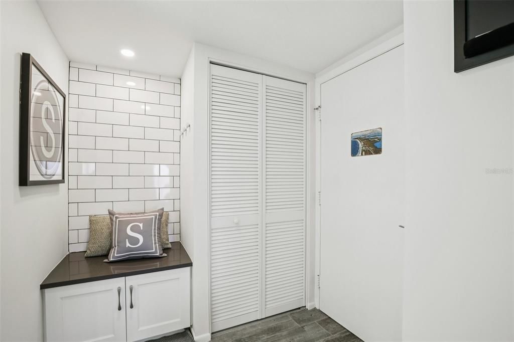 Active With Contract: $625,000 (2 beds, 2 baths, 1376 Square Feet)