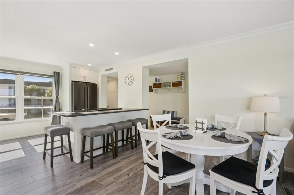 Active With Contract: $625,000 (2 beds, 2 baths, 1376 Square Feet)