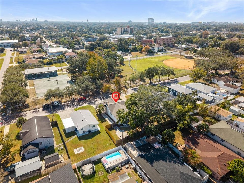 For Sale: $425,000 (3 beds, 2 baths, 1433 Square Feet)