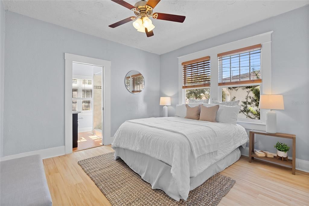 For Sale: $425,000 (3 beds, 2 baths, 1433 Square Feet)