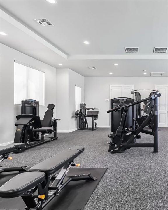 Activo con contrato: $352,597 (4 camas, 3 baños, 2032 Pies cuadrados)