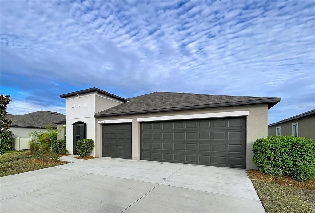 En Venta: $440,000 (4 camas, 2 baños, 2270 Pies cuadrados)